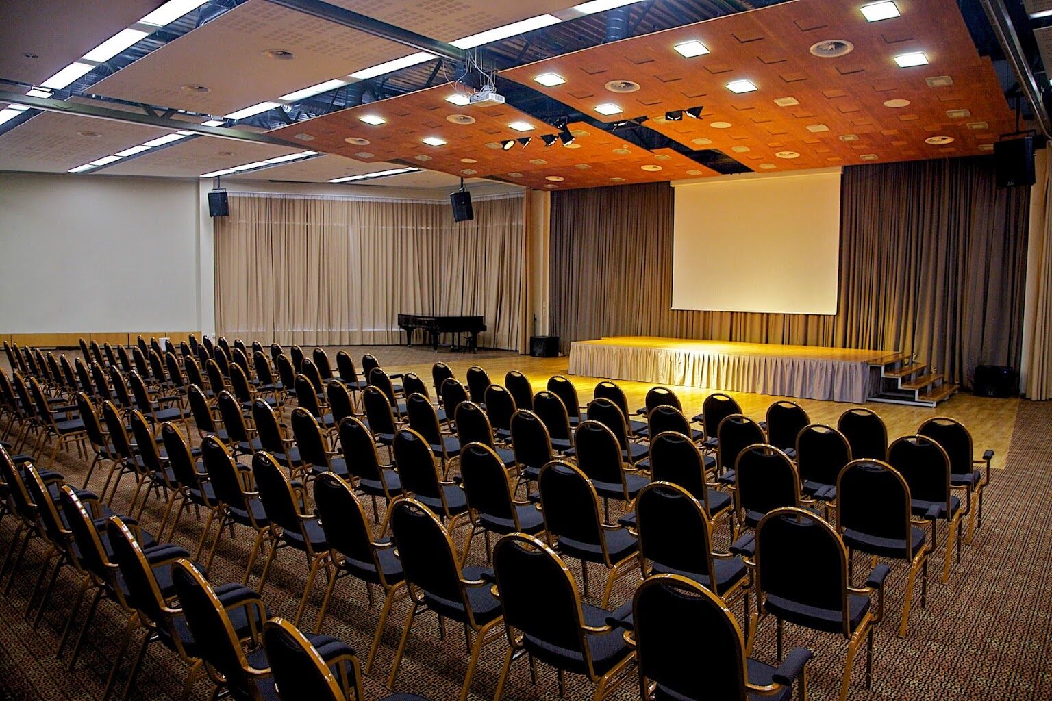 Hestia Hotel 4*